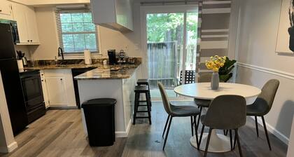 Cary End Unit 2 Bedroom Townhome with 3 Beds