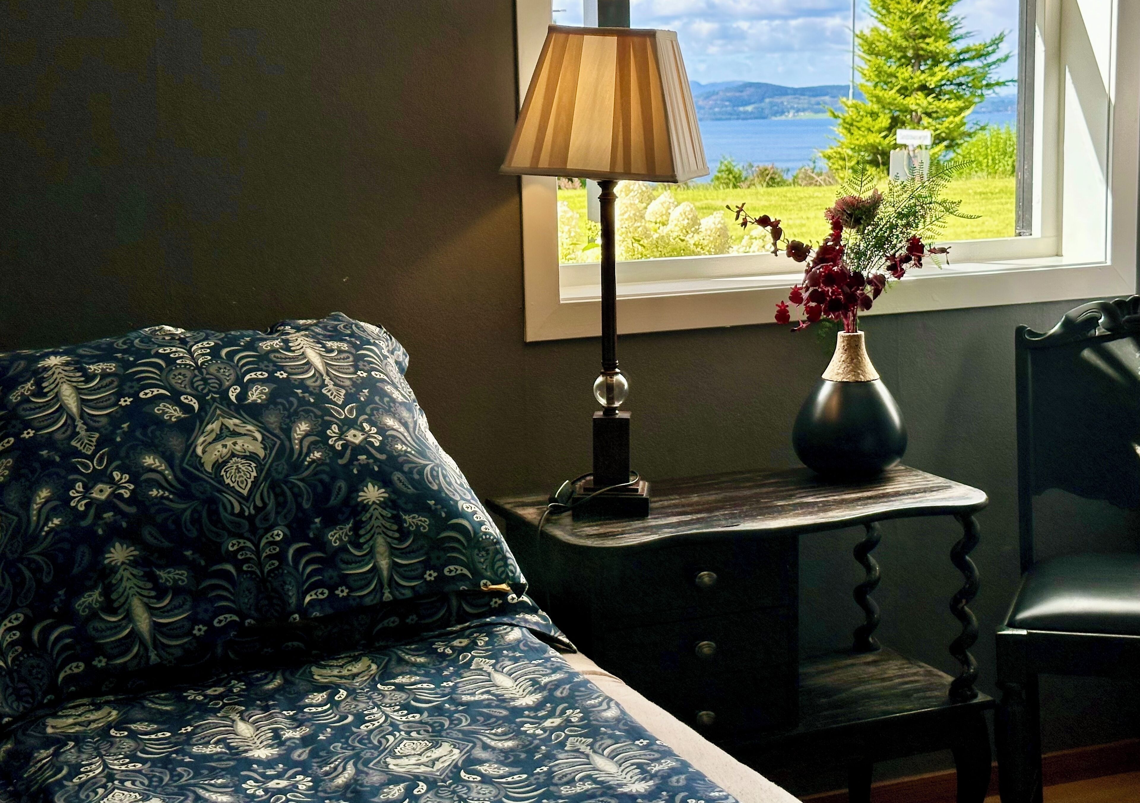 2 室のベッドルーム、WiFi (無料)、ベッドシーツ