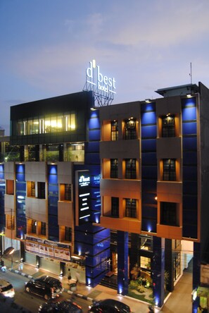 Aerial view - Dbest Hotel Pasar Baru Bandung (Bandung)