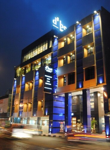Dbest Hotel Pasar Baru Bandung