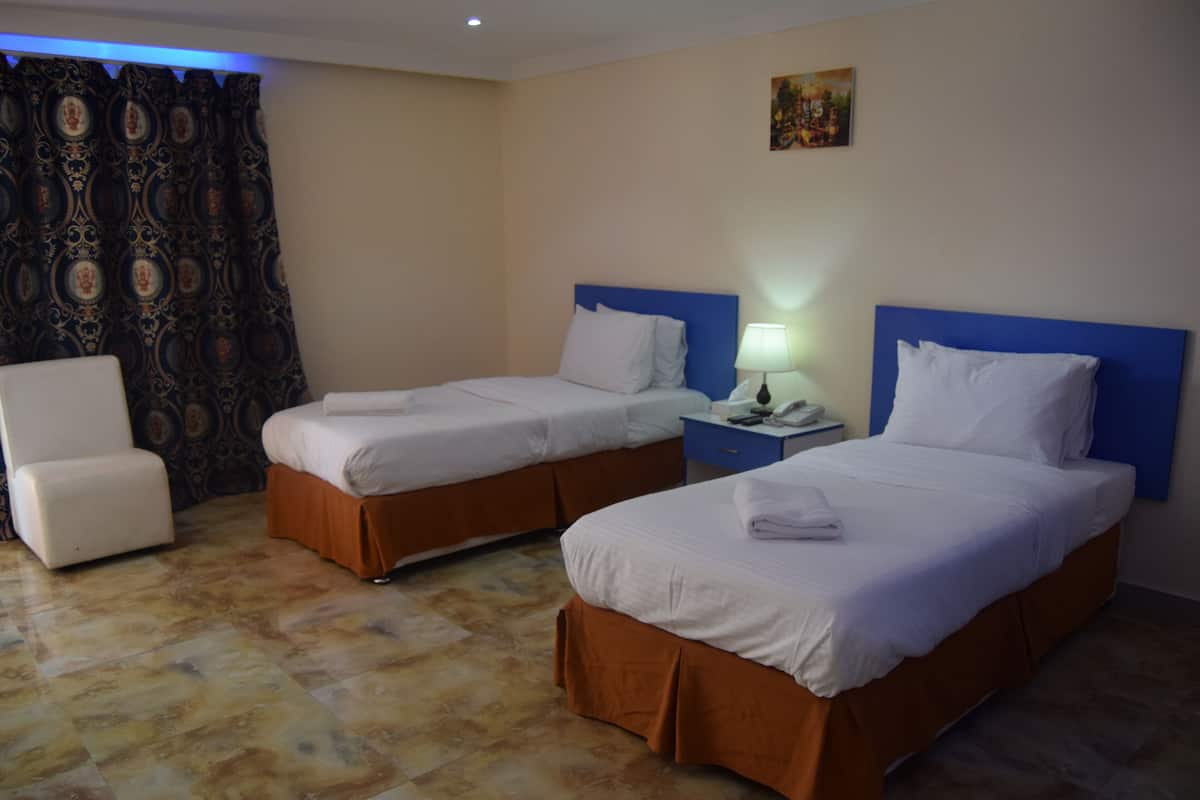 Standard Twin Room | Free WiFi