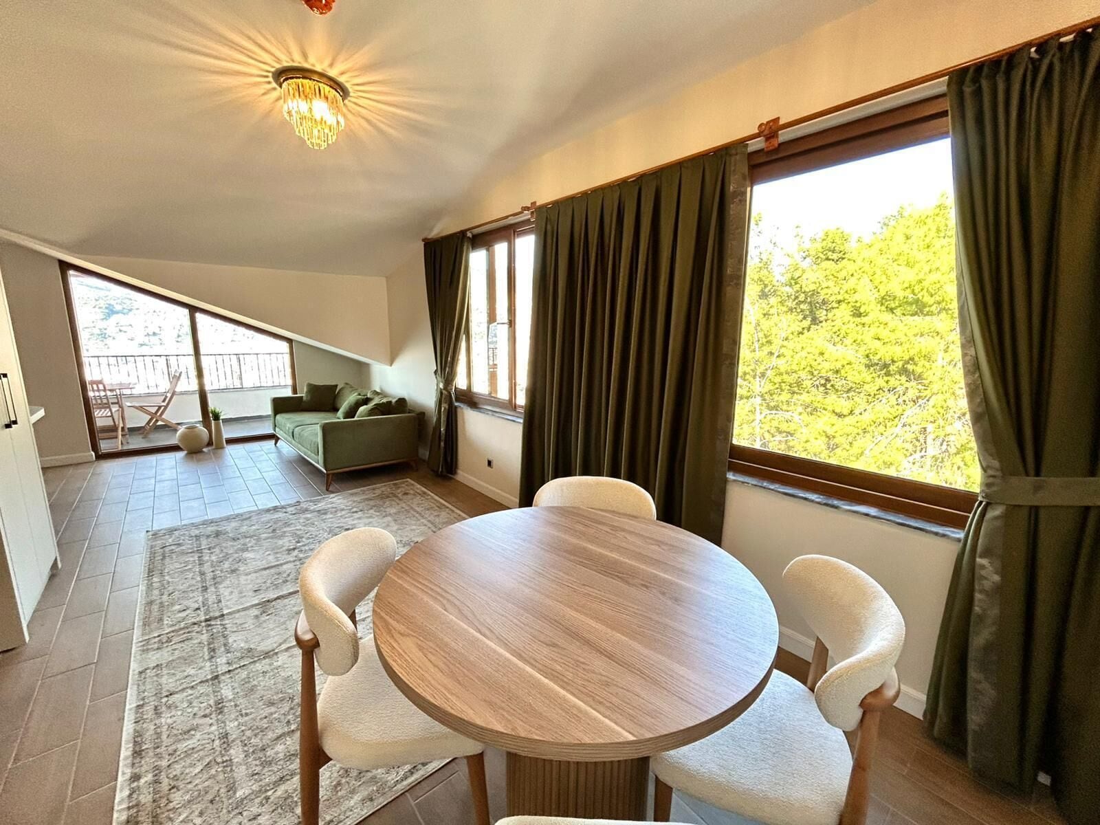 Deluxe Penthouse, 1 Queen Bed with Sofa bed, Balcony, Sea View | Individually decorated, desk, free WiFi, bed sheets