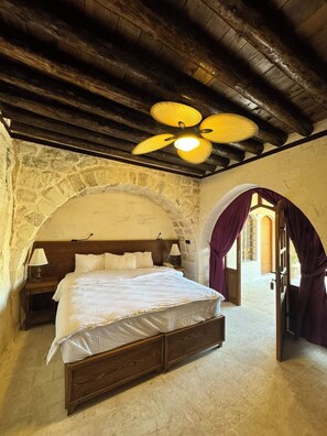 Double Room, Patio, Mountain View | Free WiFi - cevher konağı (Halfeti)