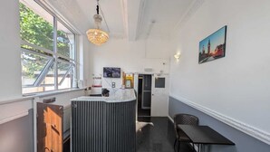 Billede uden beskrivelse, 3 af 37, knap