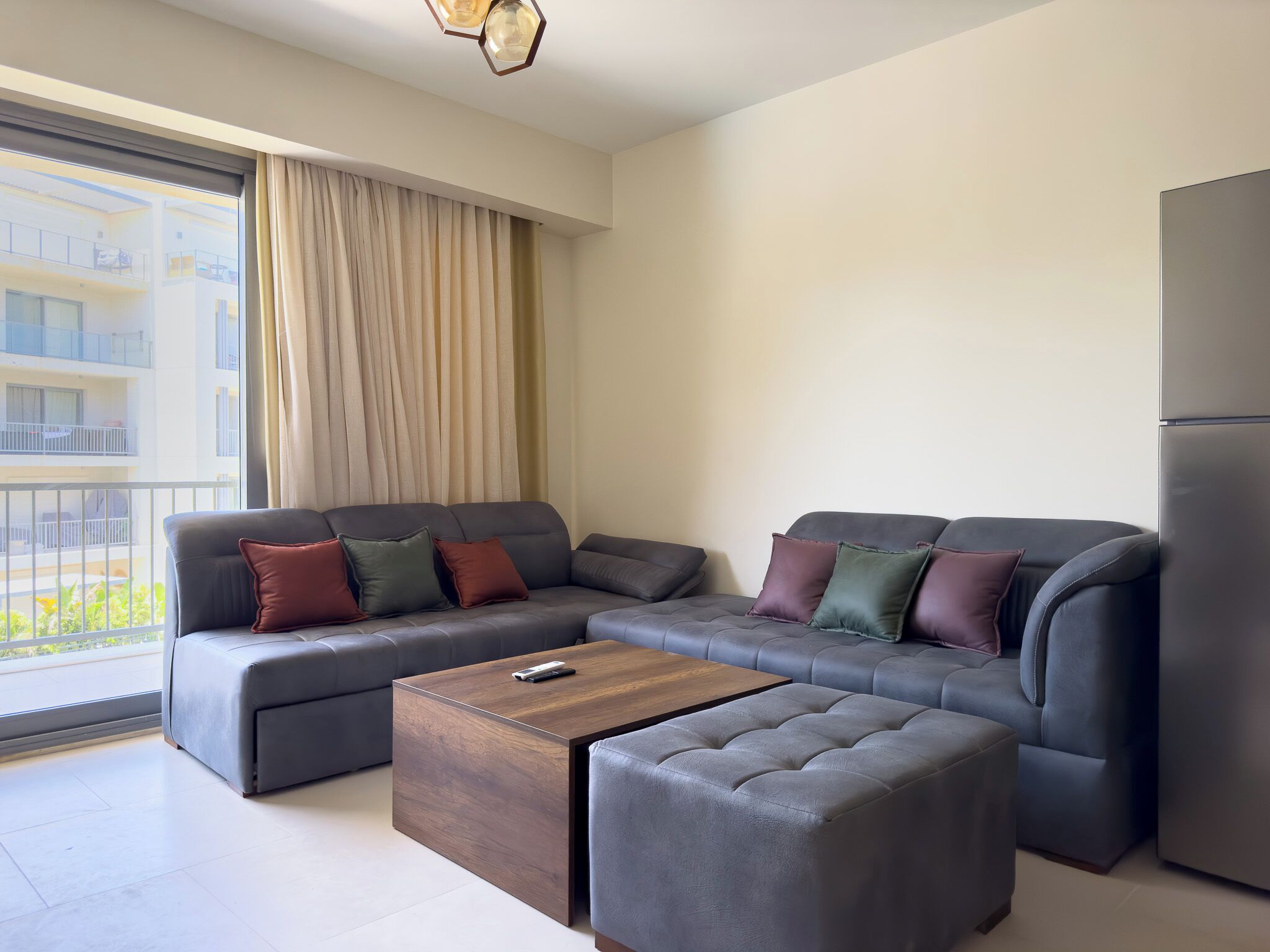 Comfort-Apartment, Balkon, Poolblick | Wohnbereich