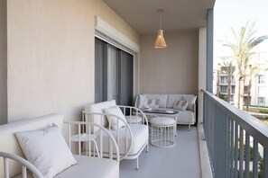 Appartement Familial, vue piscine | Terrasse/Patio