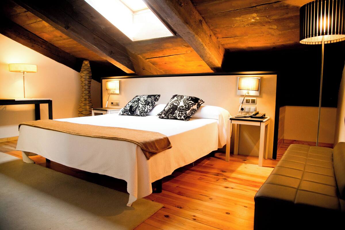Coffres-forts dans les chambres, bureau