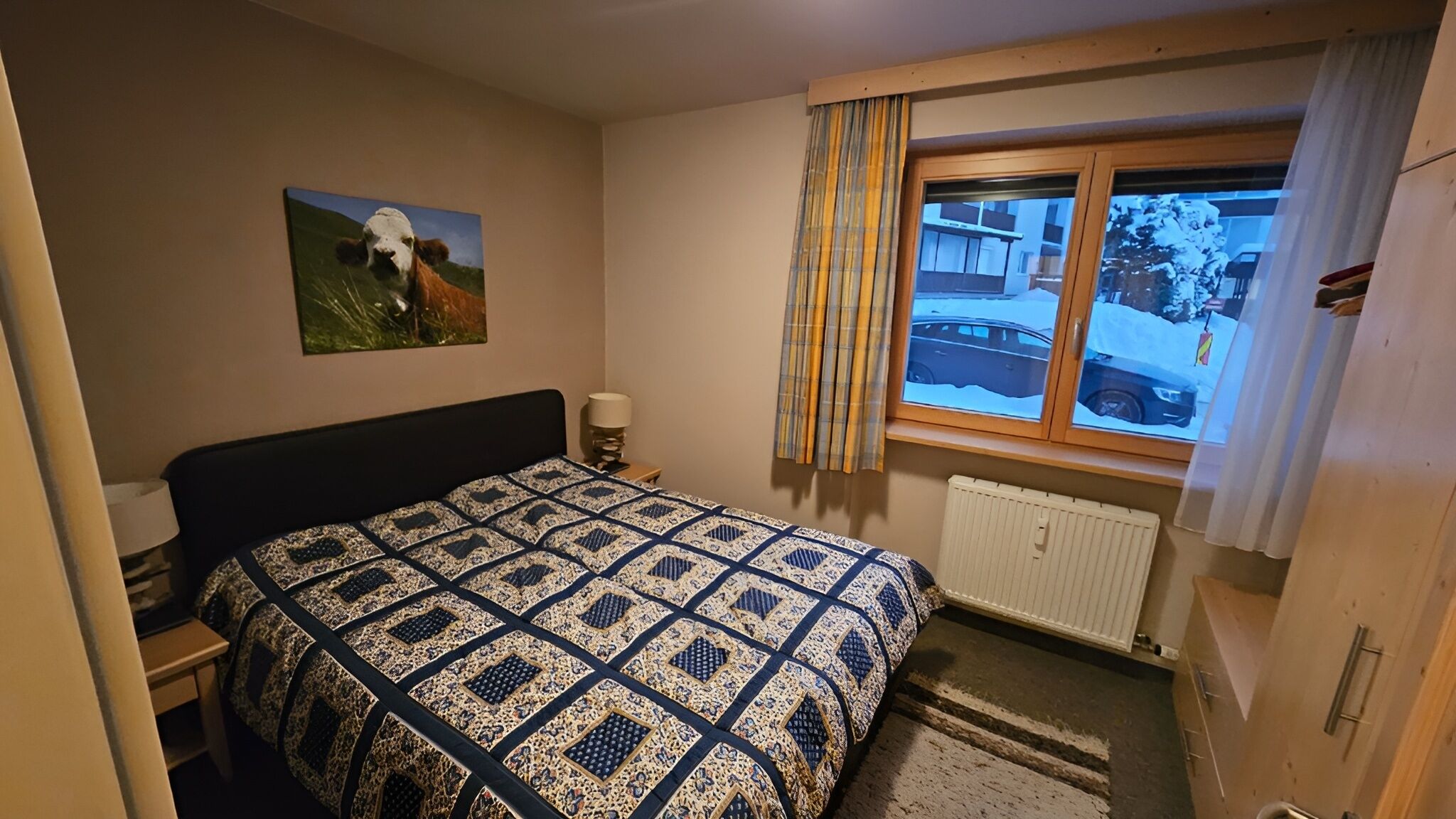 2 Schlafzimmer, schallisolierte Zimmer, Bettwäsche