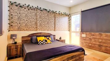 1 bedroom, free WiFi, bed sheets