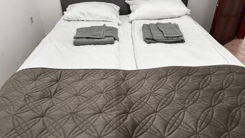 1 bedroom, WiFi, bed sheets