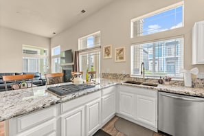 Fridge, microwave, oven, stovetop - Waterfront Oasis w/ Kayaks, Fire Pit & Game Room (Sparks)