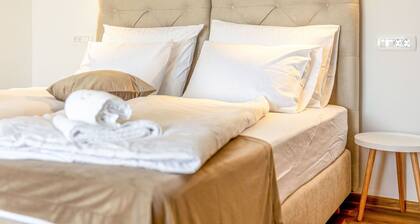 Acogedor apartamento para 4 personas con A/C, WIFI, TV, vista panorámica y aparcamiento