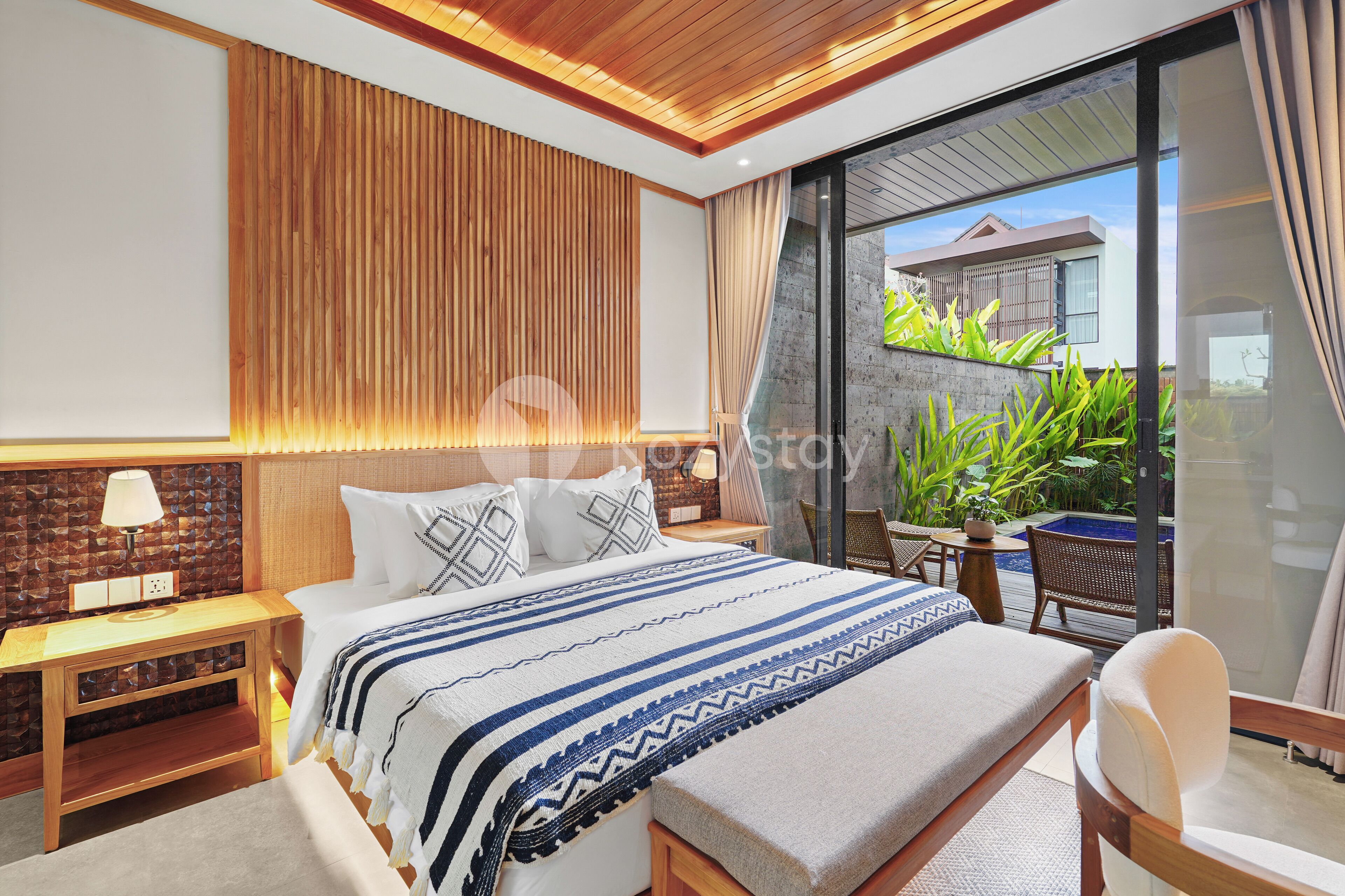 Huvila, 3 makuuhuonetta, näköala lomakeskukseen | Työpöytä, kannettavalle tietokoneelle sopiva työtila