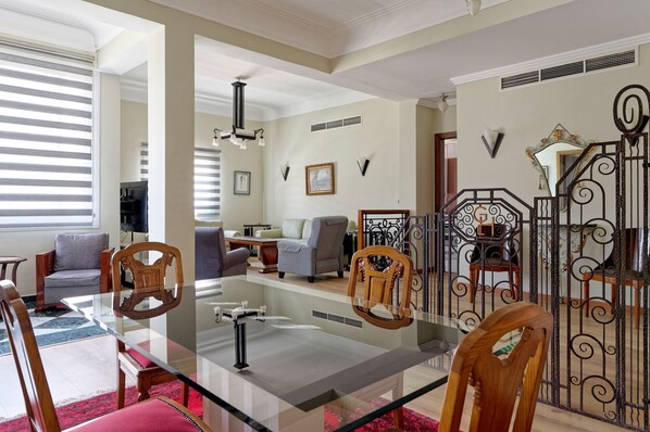 Căn hộ Exclusive | Bàn ủi/dụng cụ ủi quần áo, truy cập Internet không dây miễn phí 