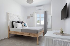 1 chambre, fer et planche à repasser, lit parapluie, Wi-Fi gratuit