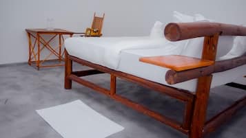 Classic Double or Twin Room | Desk, WiFi (free)