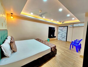 Habitación doble Deluxe, aire acondicionado | Ropa de cama hipoalergénica, escritorio, wifi gratis y ropa de cama 