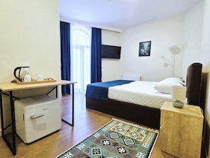 Double Room, Terrace | Desk, free WiFi