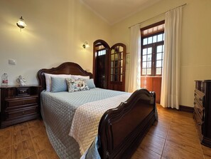 4 bedrooms, iron/ironing board, WiFi, bed sheets - Quinta dos Silvas (Aveiro)