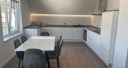 Apartment 'Waldrennach' mit Bergblick und WLAN
