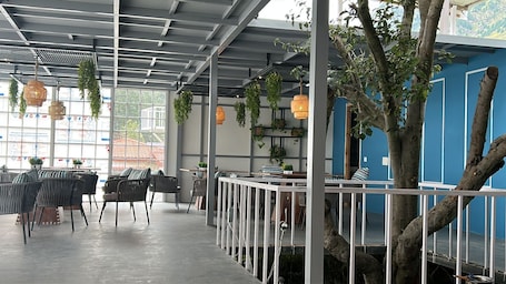 Restaurant. Harsil Village Resort