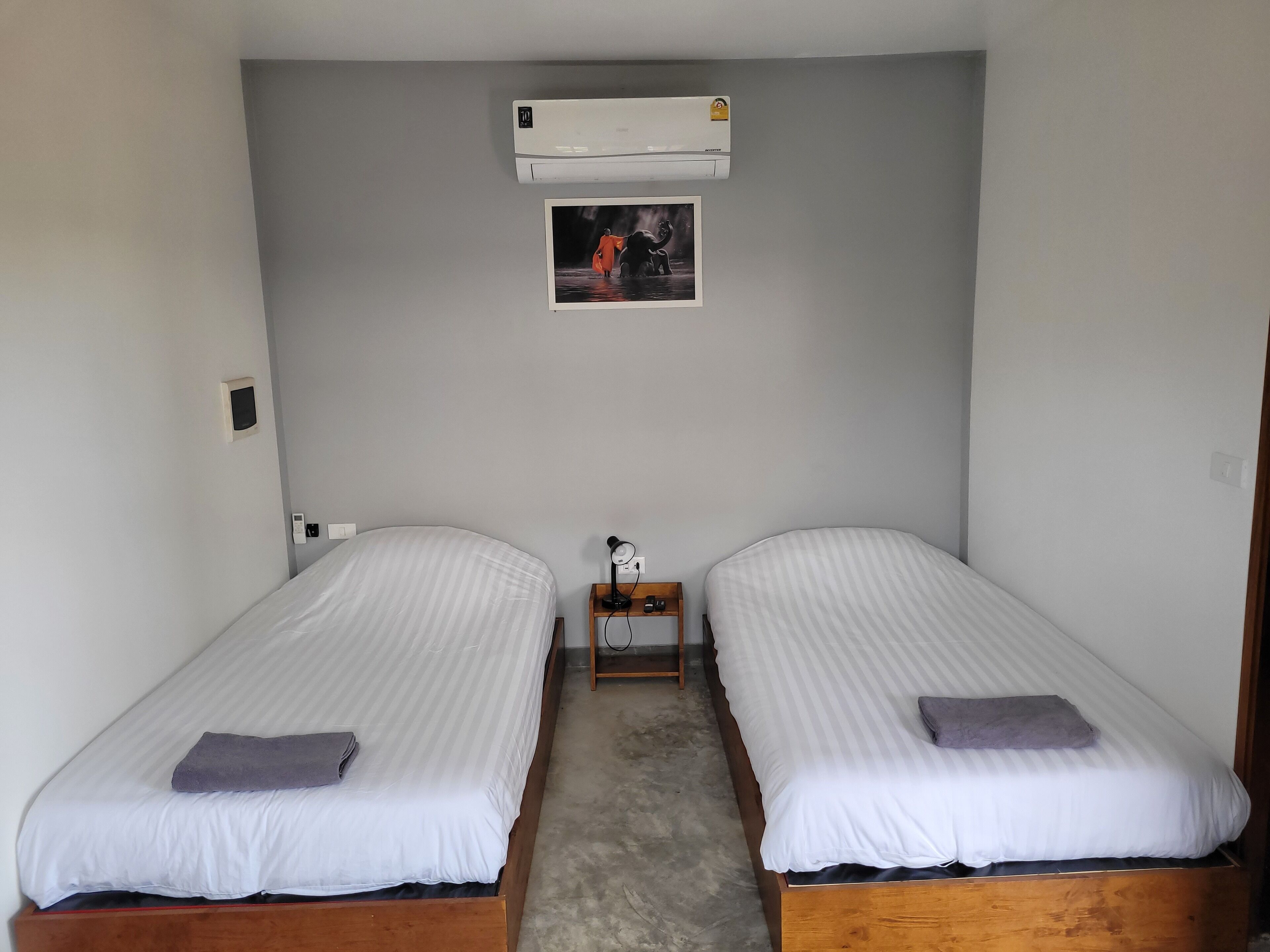 Bungalow, hageutsikt | Safe på rommet, blendingsgardiner og wi-fi (inkludert)