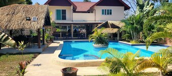 Mistercheck paradise bungalows 