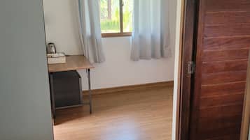 Bungalow, Balcony, Garden View | Living area