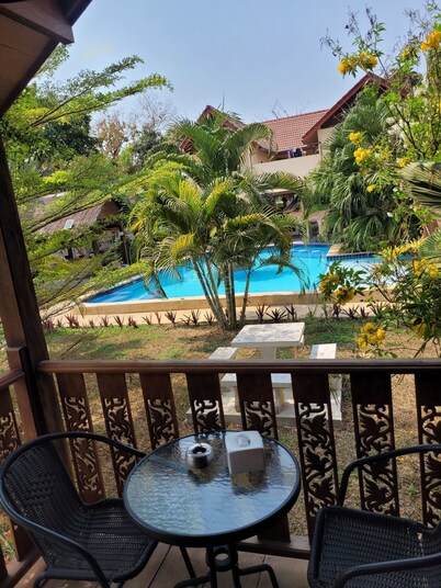 Mistercheck paradise bungalows 