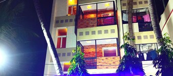 Hotel Blueee Sagar Near Golden Sea Beach