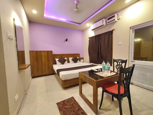 Hotel Blueee Sagar Near Golden Sea Beach