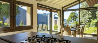 วิลลา แอนนา เลควิว