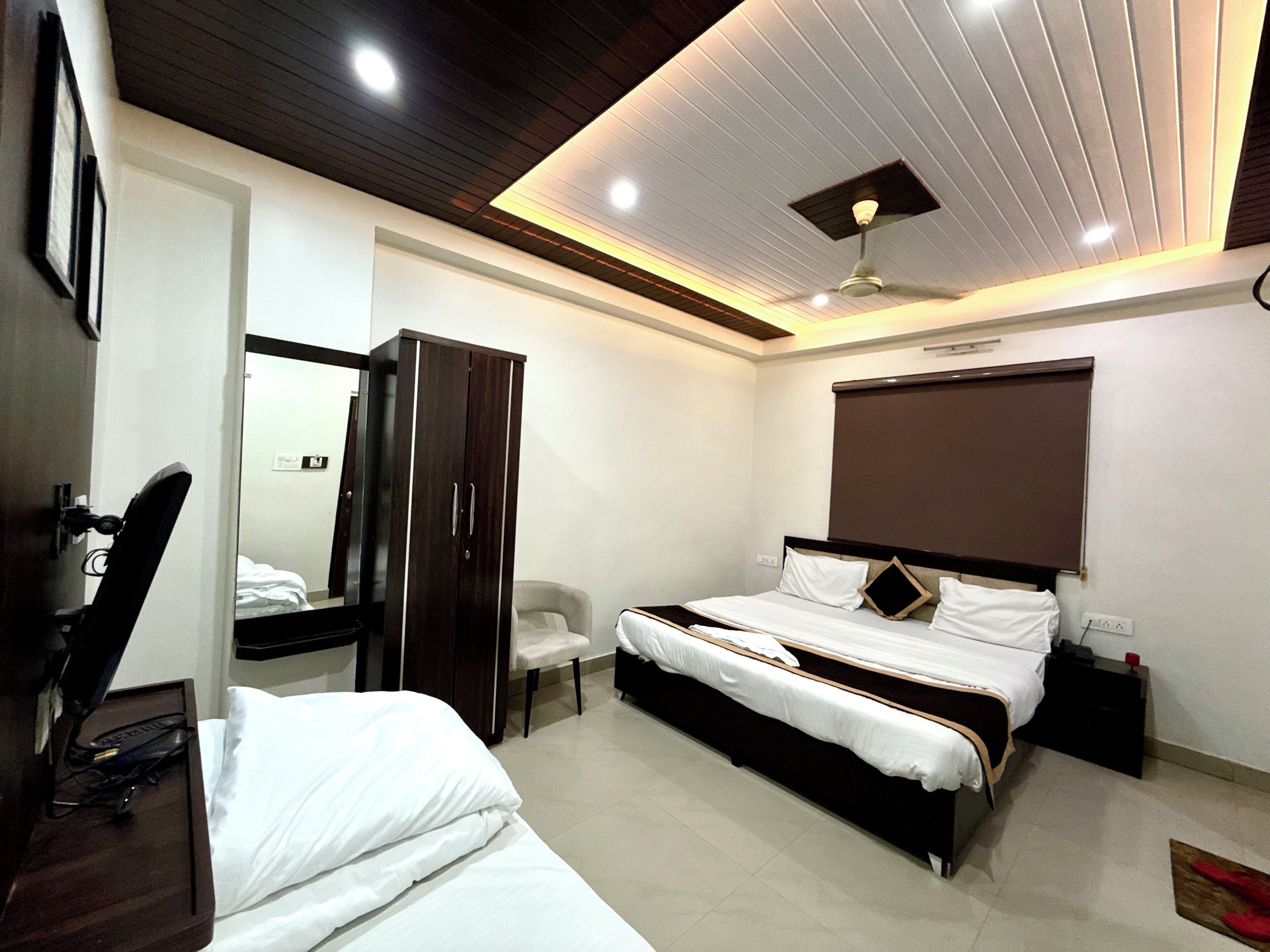 Basic Triple Room | Free WiFi, bed sheets, wheelchair access