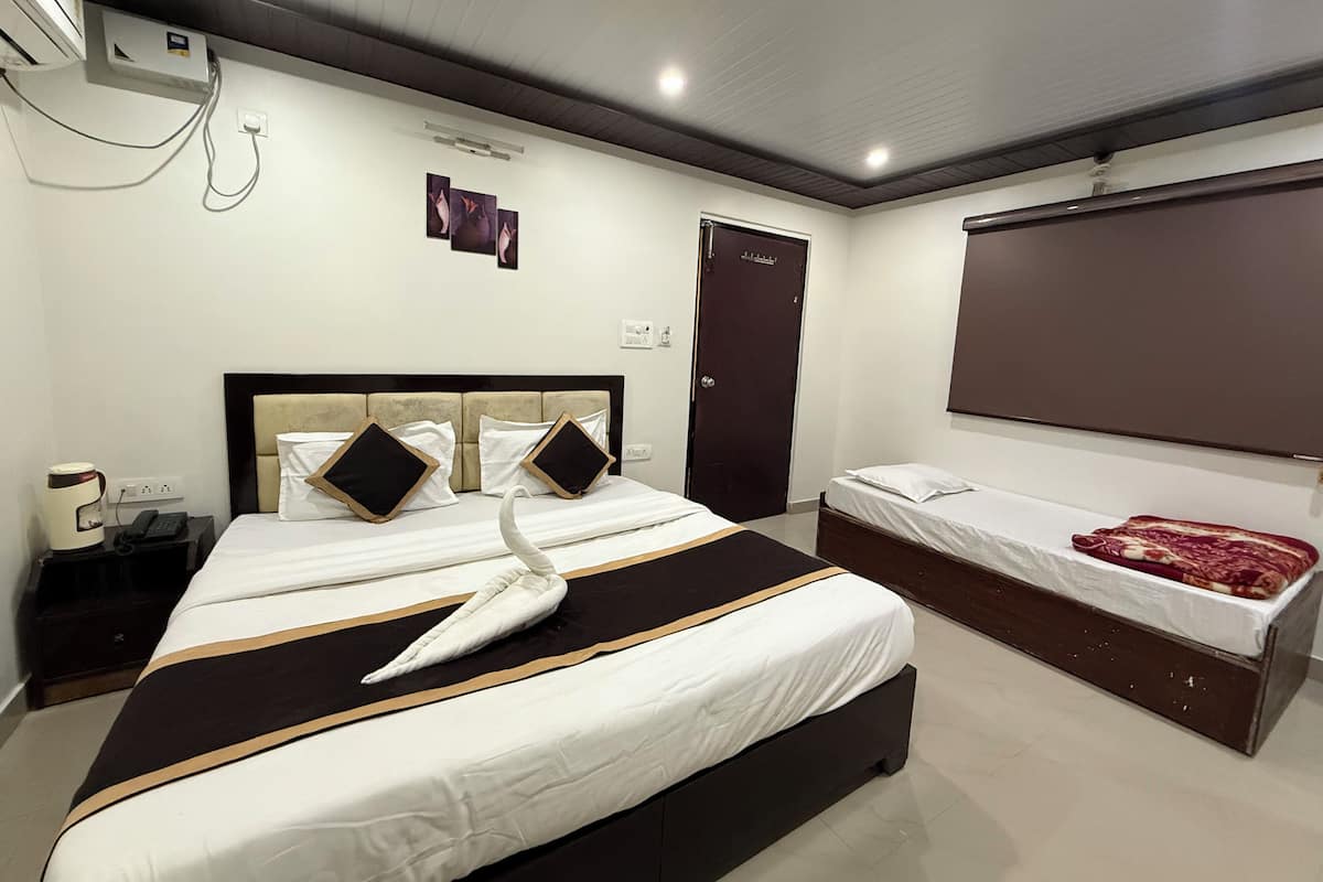Triple Room, Air conditioning | Free WiFi