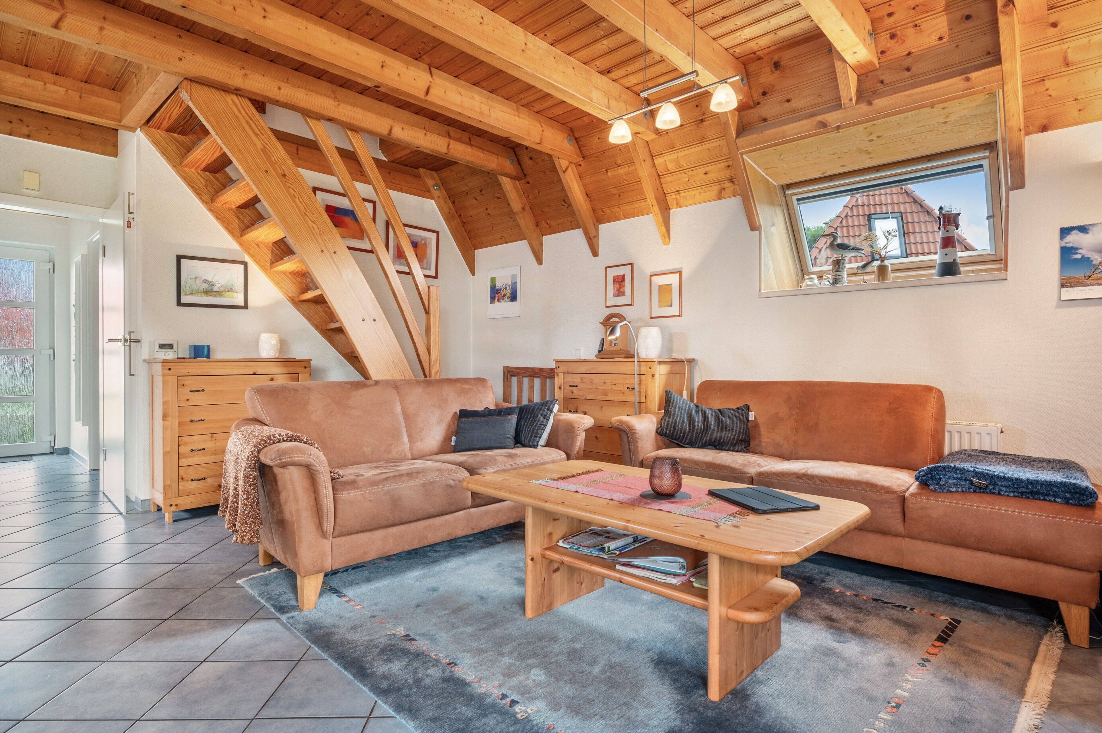 Fernseher, Kamin, DVD-Player, Stereoanlage