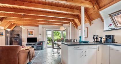 Ferienhaus '3 Sterne Komfort' mit privater Terrasse, privatem Garten und WLAN