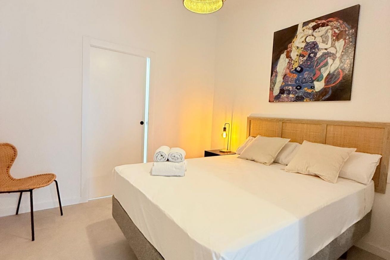 2 bedrooms, iron/ironing board