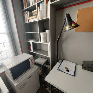 Interior - Room 12m2 Faubourg StGermain. (Paris)