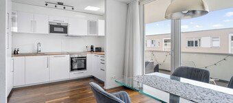 Charming 3 Room Apart ROLF BENZ I Centre of Böblingen I Family I AC I Homeoffice