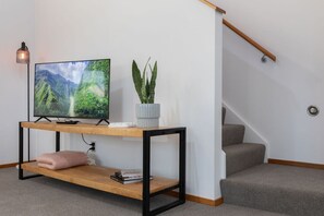 Interior - Central Methven Chalet, 3 Bedroom, Family Friendly (Methven)