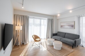 Apartment | 2 bedrooms - LIV Athinum 1 - Luxury Apartment 3A (Athens)