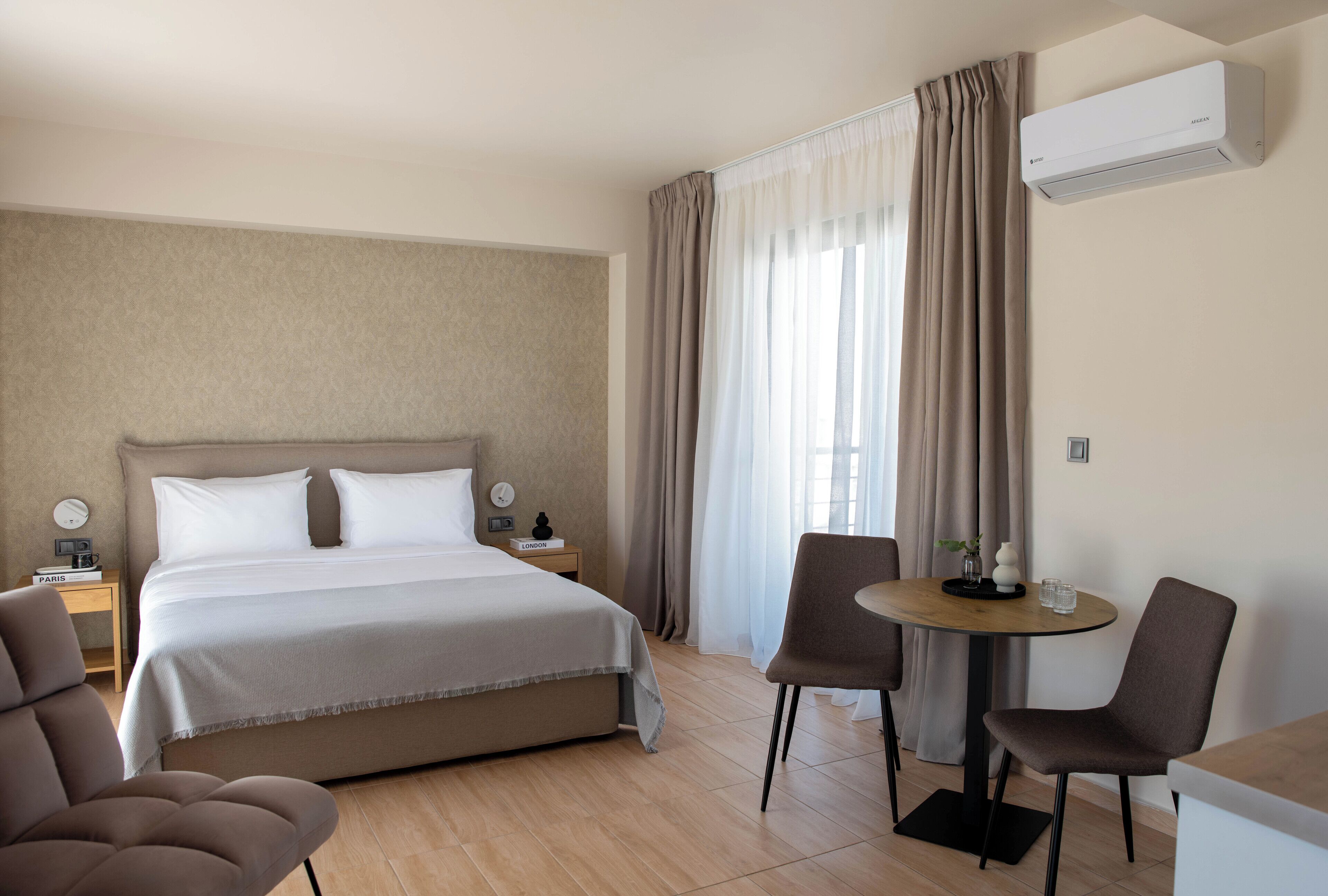 Deluxe Double Room, Balcony, City View | In-room safe, blackout drapes, iron/ironing board, free WiFi