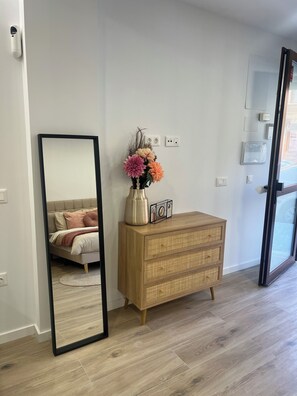 Interior - Bright and Modern Studio in Valencia (València)