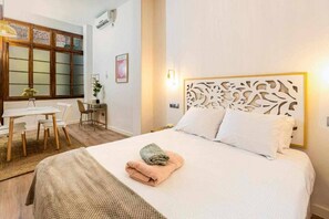1 Schlafzimmer, Bügeleisen/Bügelbrett, Bettwäsche