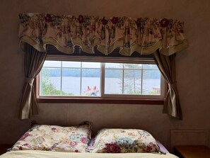 2 soverom og sengetøy