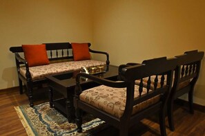 Suite The Maharaja - Dharm Resort (Varanasi)