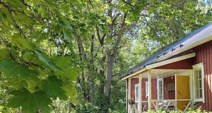 Charming Grandmas House in Bobacka