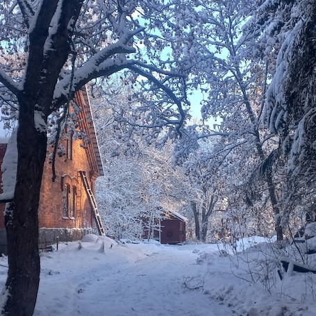 House, 2 Bedrooms, Balcony, Garden View | Exterior