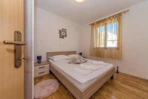 Apartment, 1 Bedroom, Balcony, Sea View | Wi-fi percuma 