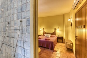 1 camera, Wi-Fi, lenzuola